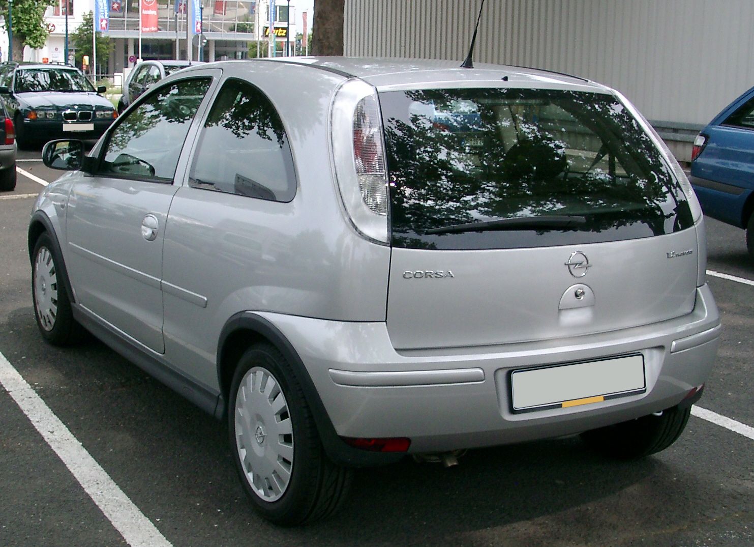 Opel Corsa 2005, referencia R-0053: foto 2 de 2
