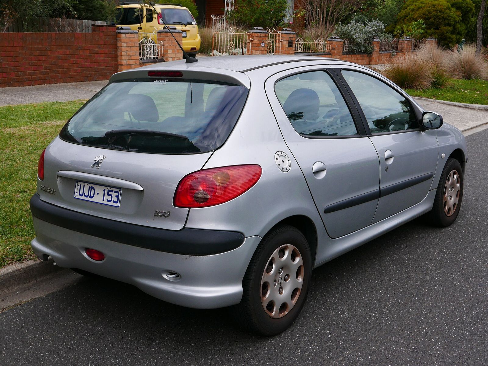 Peugeot 206 2002, referencia R-0059: foto 2 de 2