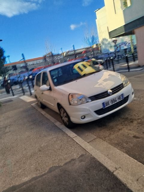Renault Clio 2001, referencia R-0056: foto 1 de 2